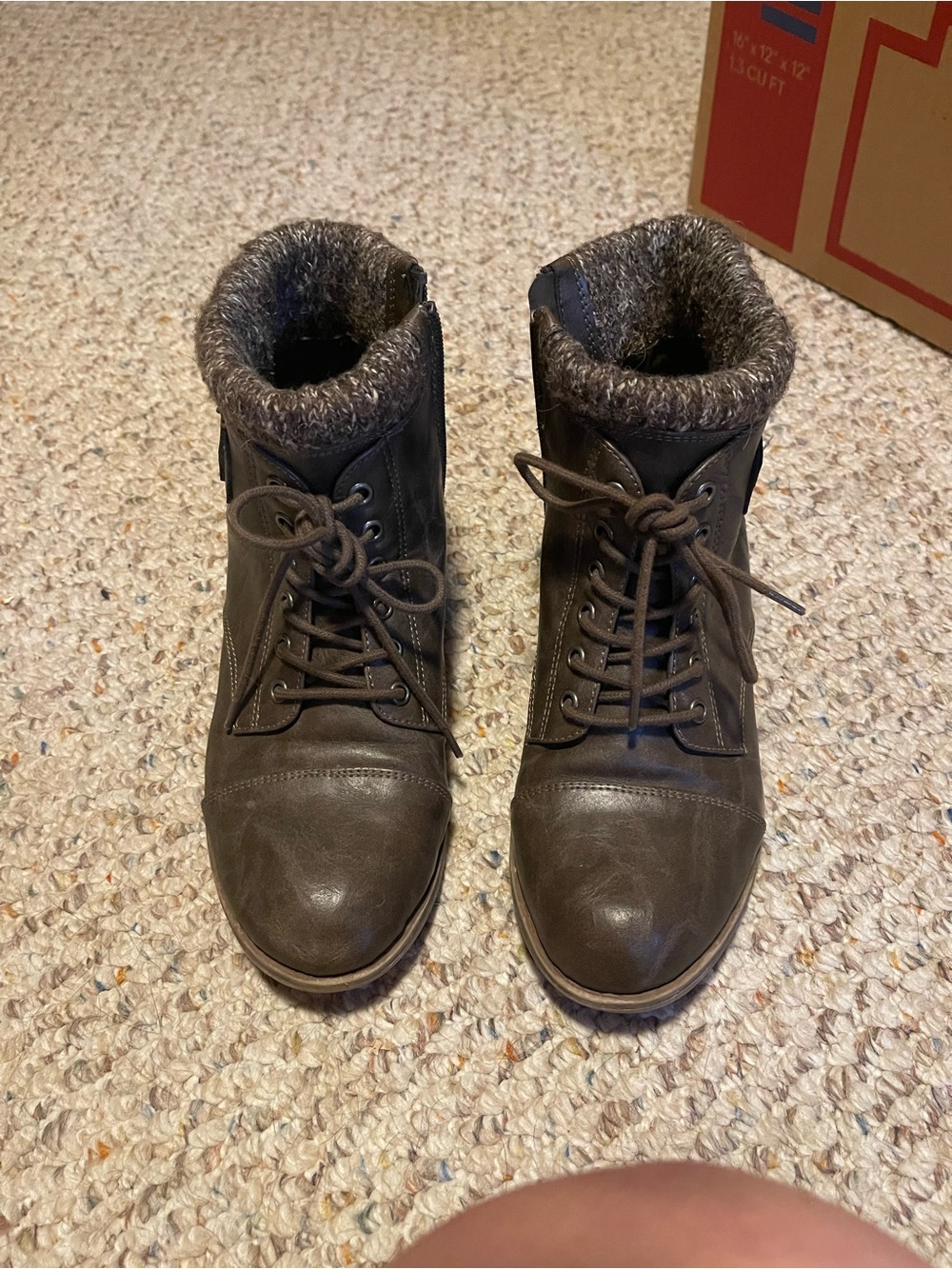 Women’s Brown Lace-Up Winter Boots with knitted Collar